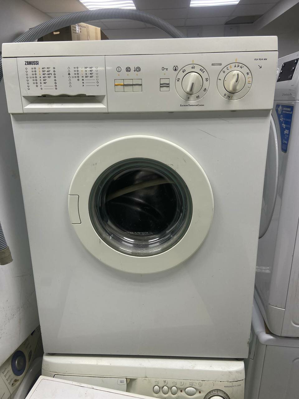 zanussi стиральная машина, стиральная машина занусси, стиральная машинка zanussi, zanussi, стиральная машинка занусси