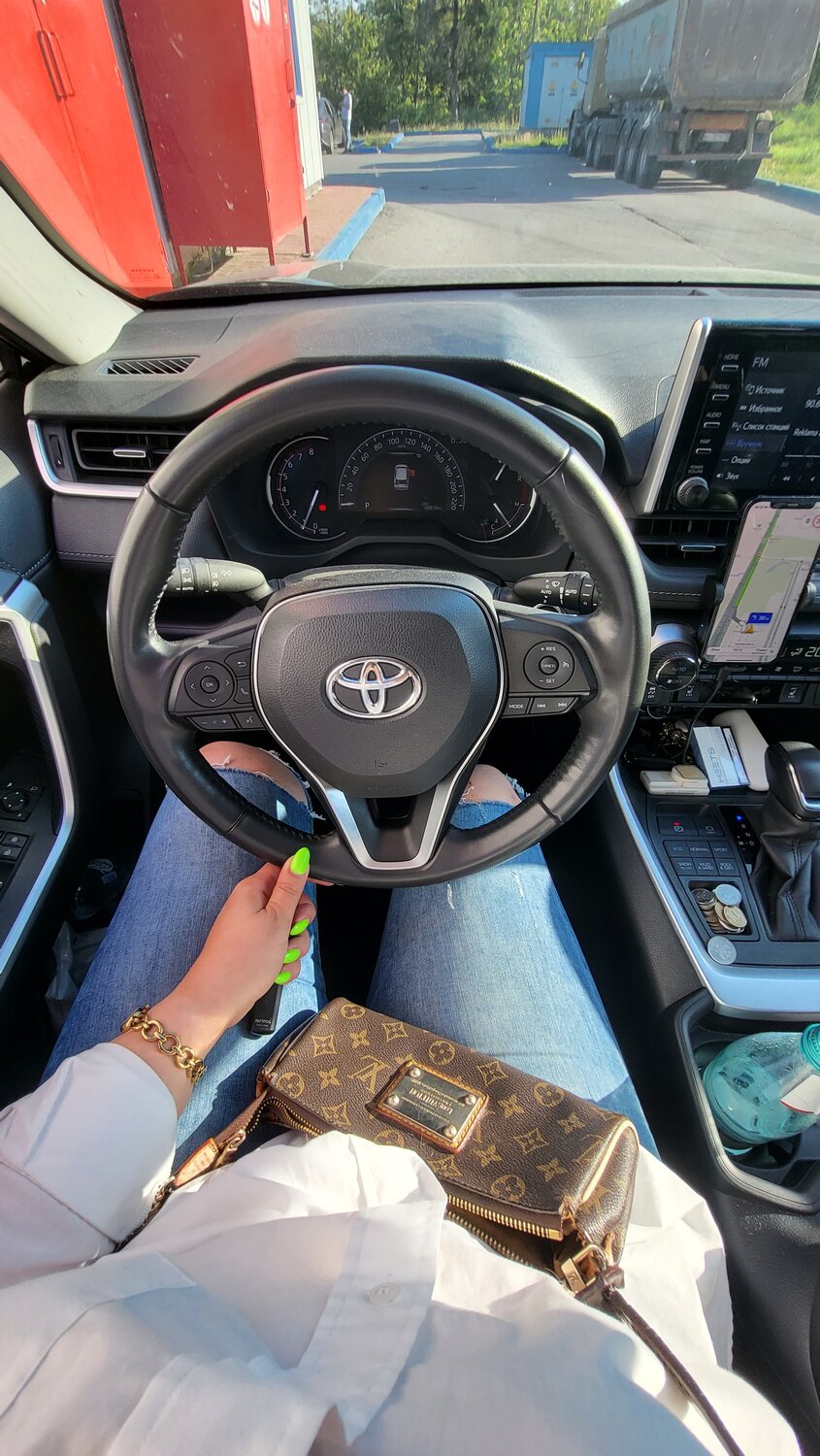 новый toyota rav4 2019, toyota rav 4 2019, toyota, новый toyota rav 4, toyota rav4 2019 салон