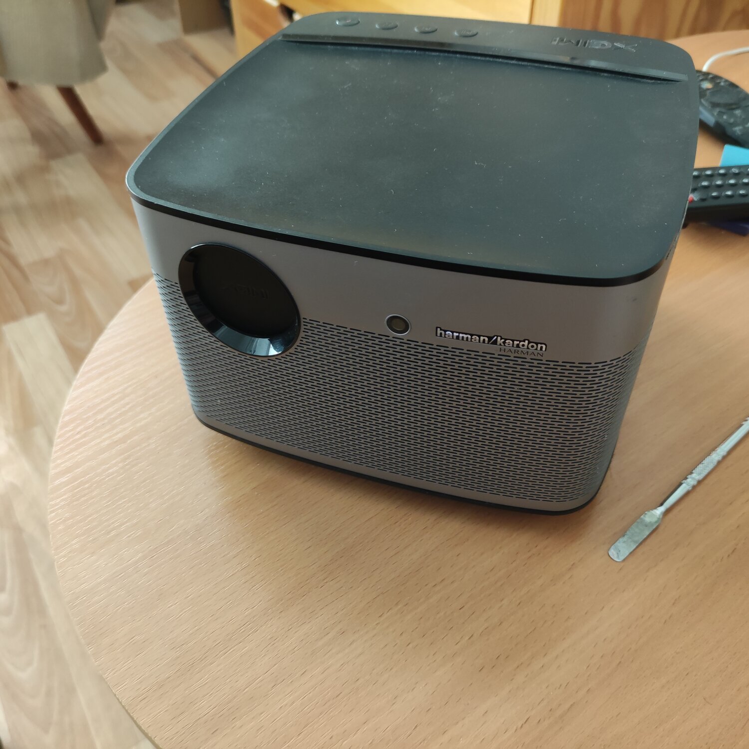 проектор xgimi h2, проектор xgimi h1, harman kardon xgimi, проектор xgimi h2 slim, xgimi