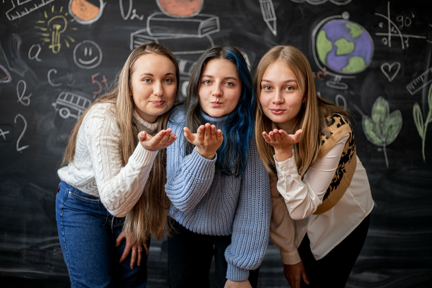 школьная фотосессия, человек, девушка, фотосессия, меловая доска
