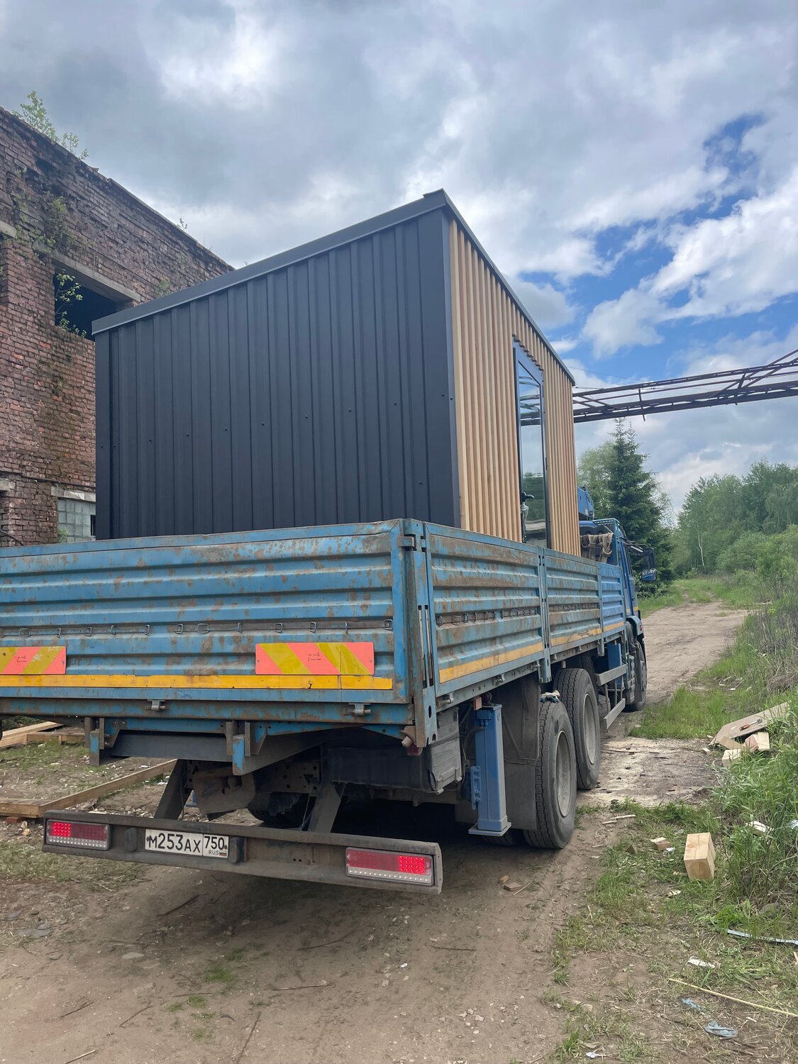 полуприцеп бортовой, полуприцеп маз, полуприцеп мтм 9330б4, бортовой с кму, полуприцеп бортовой нефаз 93341