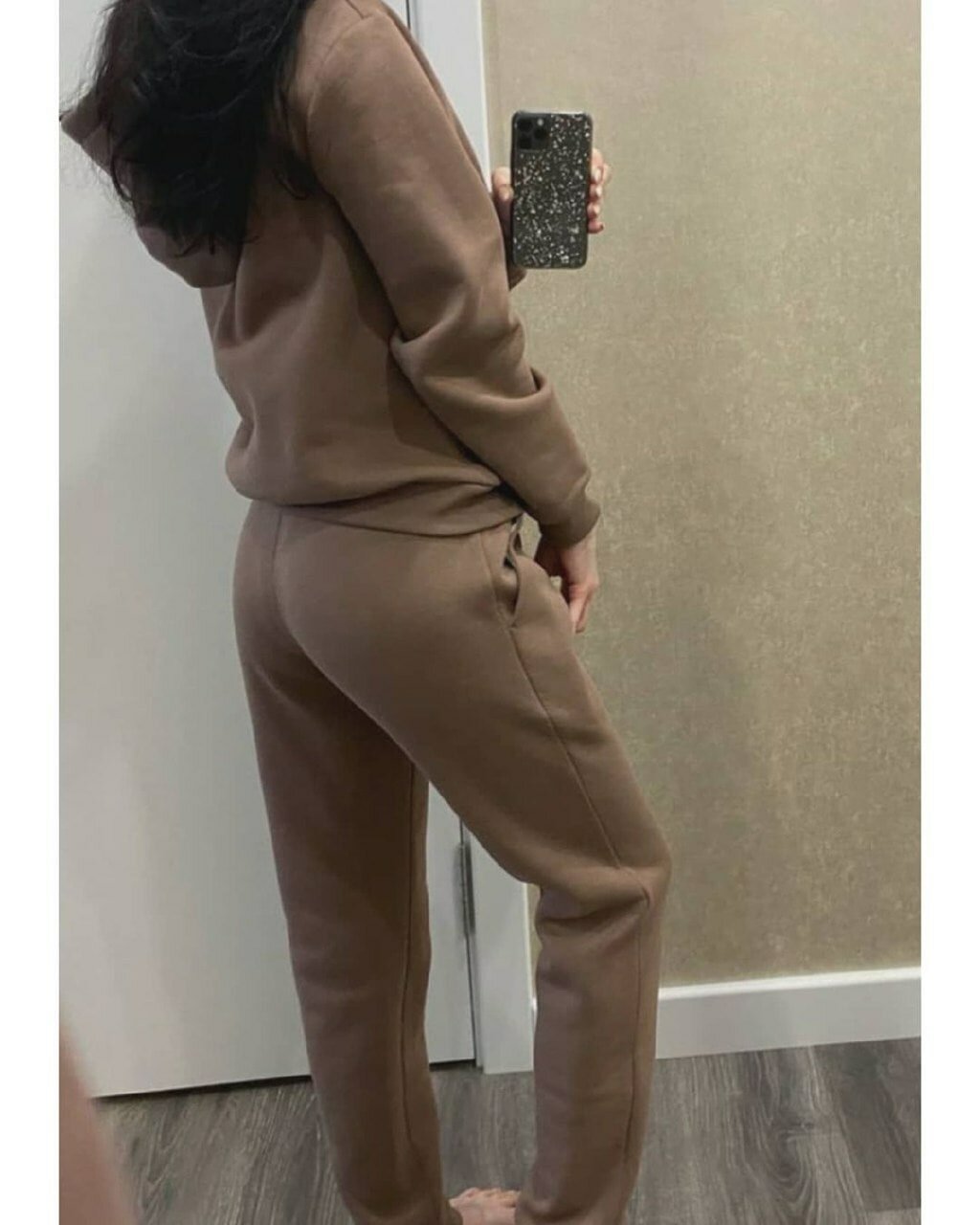 бежевый костюм на флисе женский, бежевый костюм на флисе, спортивный костюм на флисе, костюм женский спортивный, костюм из кашемира