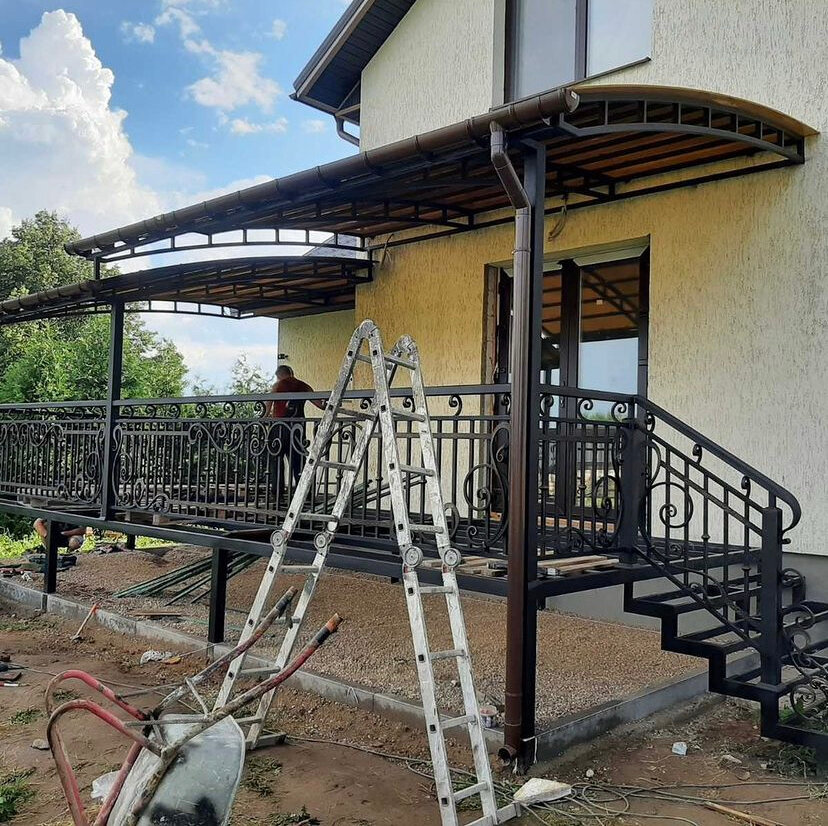 Строительство навес к дому