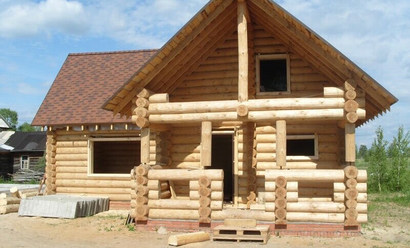 сруб дома из бревна, срубы из бревна, рубленные дома из бревна, дома из бревна, сруб дома