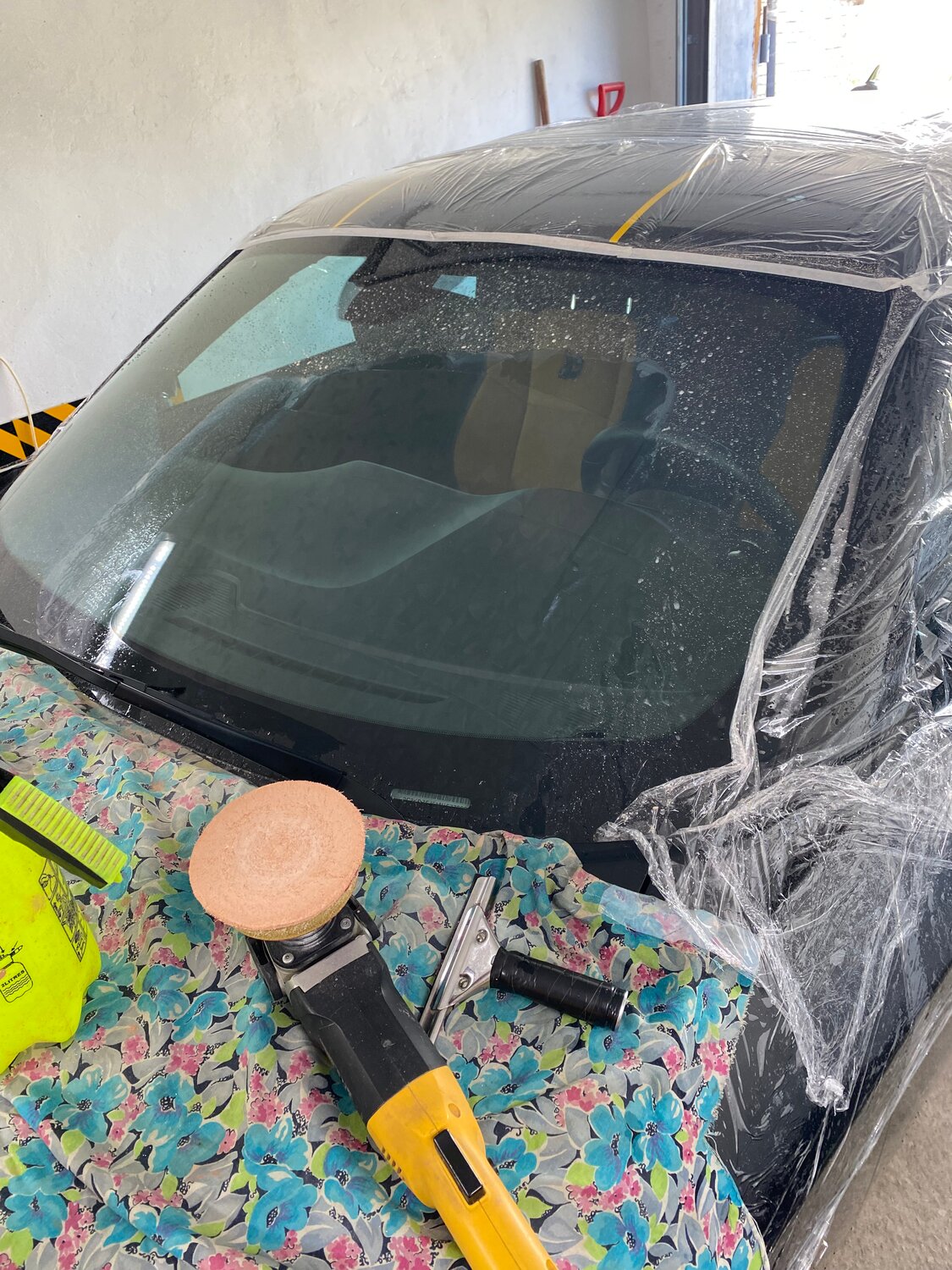 полировка лобового стекла, автостекло, полировка стекла автомобиля, полировка стекла, автомобильное стекло