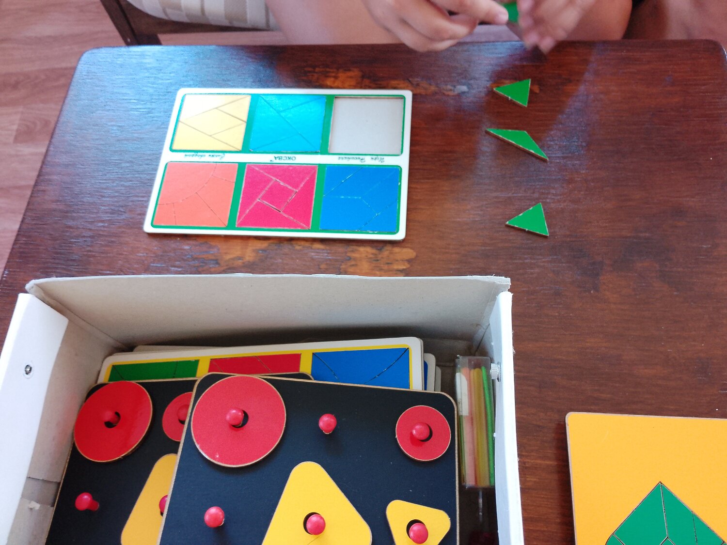 развивающая игра головоломка, развивающая игра, игрушки для малышей, обучающие игрушки, развивающие игрушки