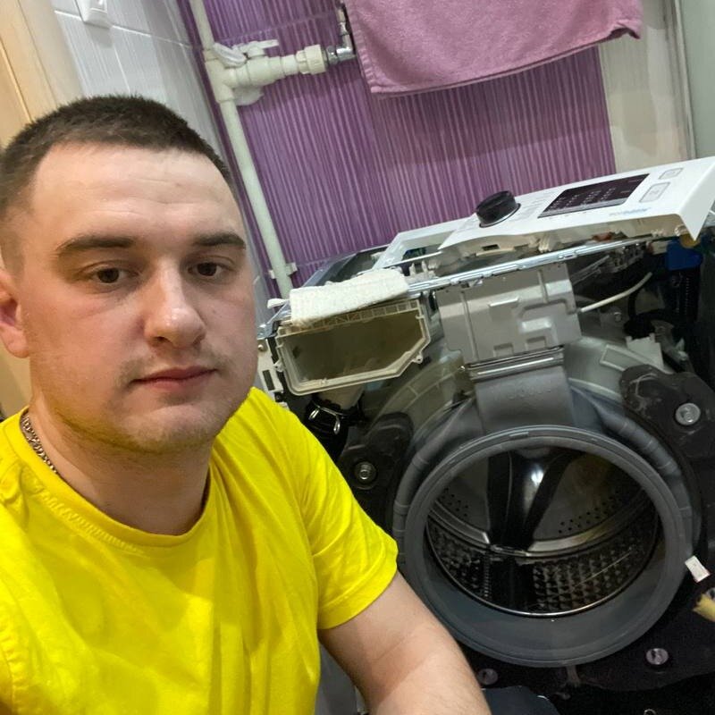 Антон Сазанов