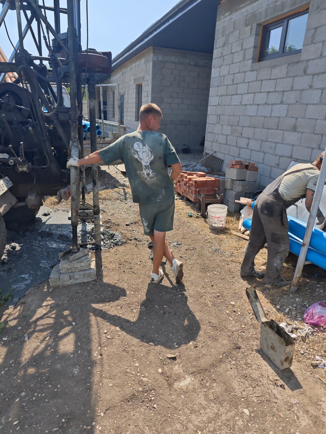 бурение скважин, бурение, бурение скважин на воду, буровая установка для бурения, буровая установка для бурения скважин
