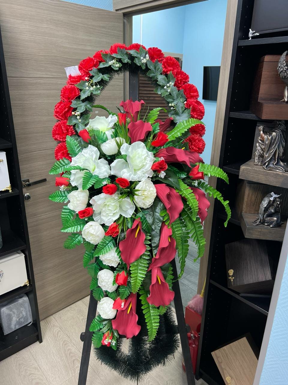 ритуальные венки, похоронные венки, ритуал элит венки, венки ритуальные оптом, траурные венки