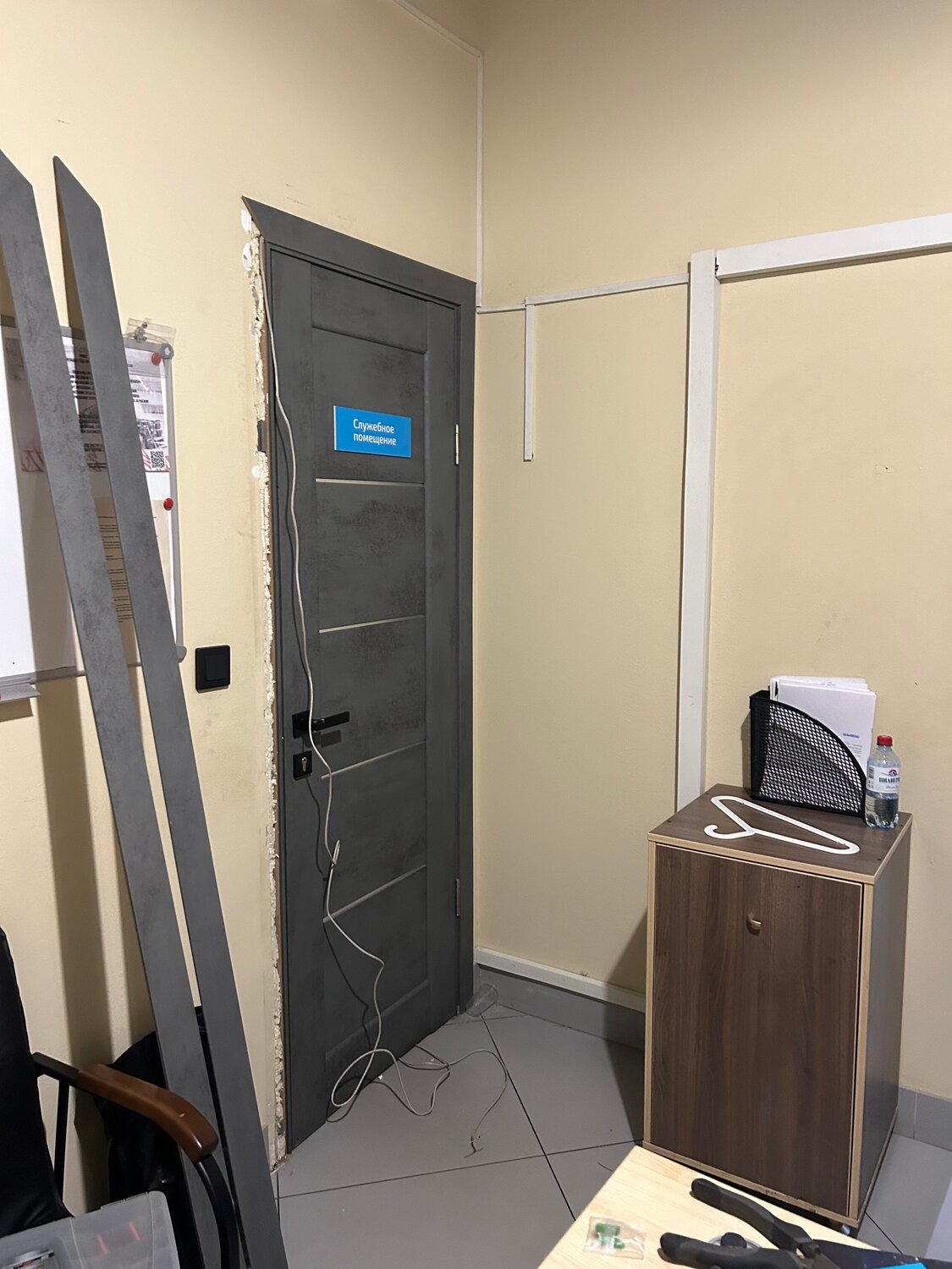 дверей, дверь, салон дверей профиль дорс, здание, интерьер двери