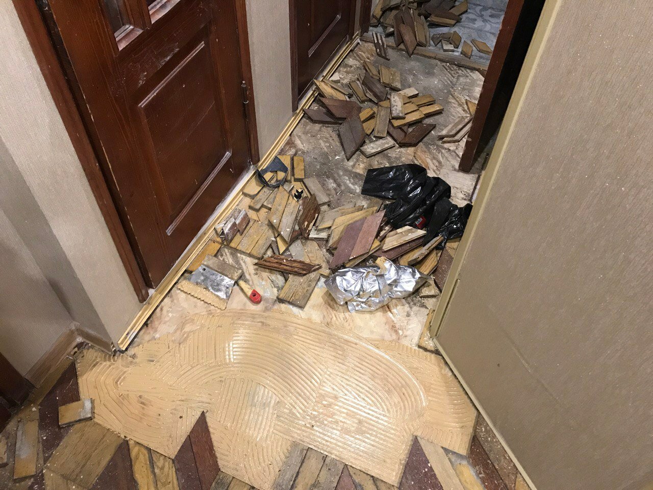 в квартире, демонтаж пола, паркет в квартире, ремонт пола в квартире, ремонт пола
