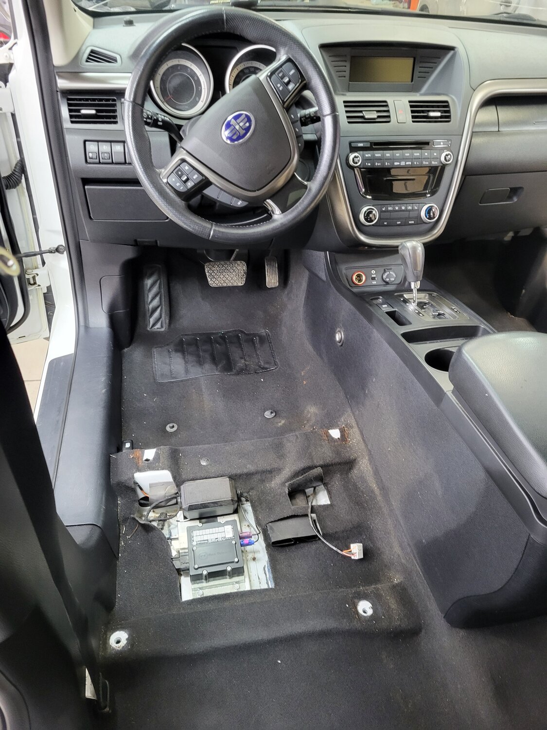 volvo xc60 шумоизоляция, geely emgrand ec 7 салон, джили эмгранд х 7, шумоизоляция geely atlas, шумоизоляция geely emgrand ec7